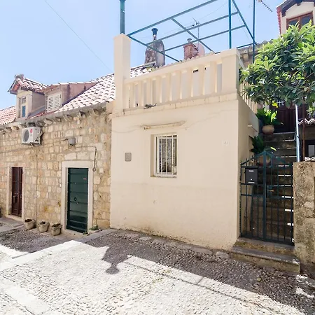 Apartment Dominium Old