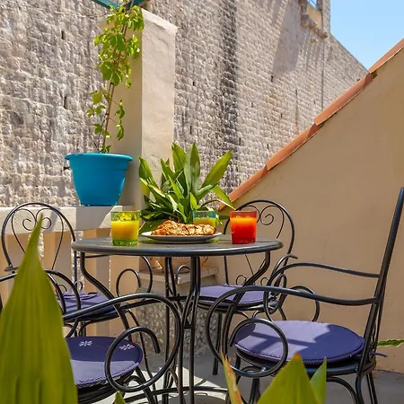 Apartment Dominium Old